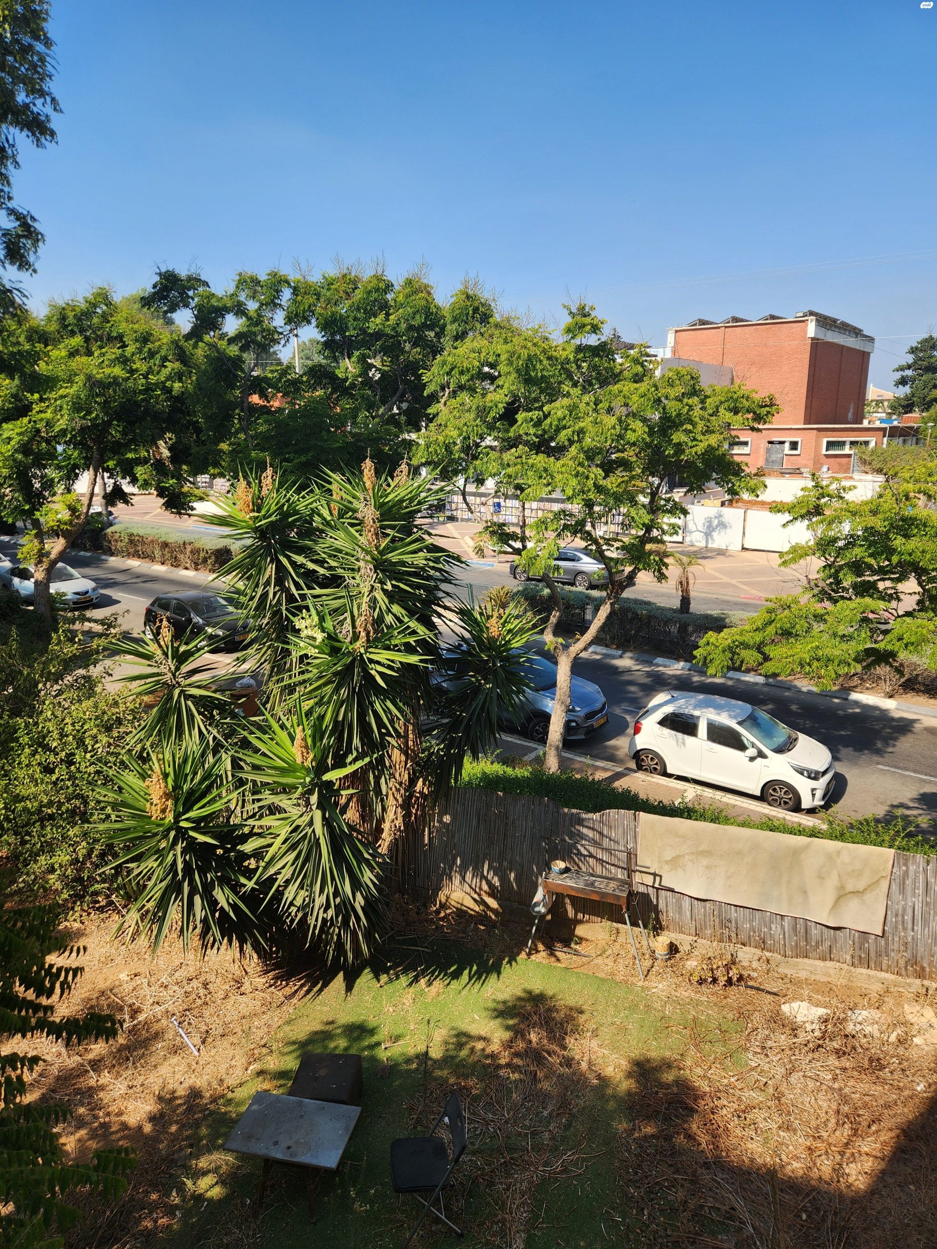 למכירה דירת 4 חדרים בכפר יונה