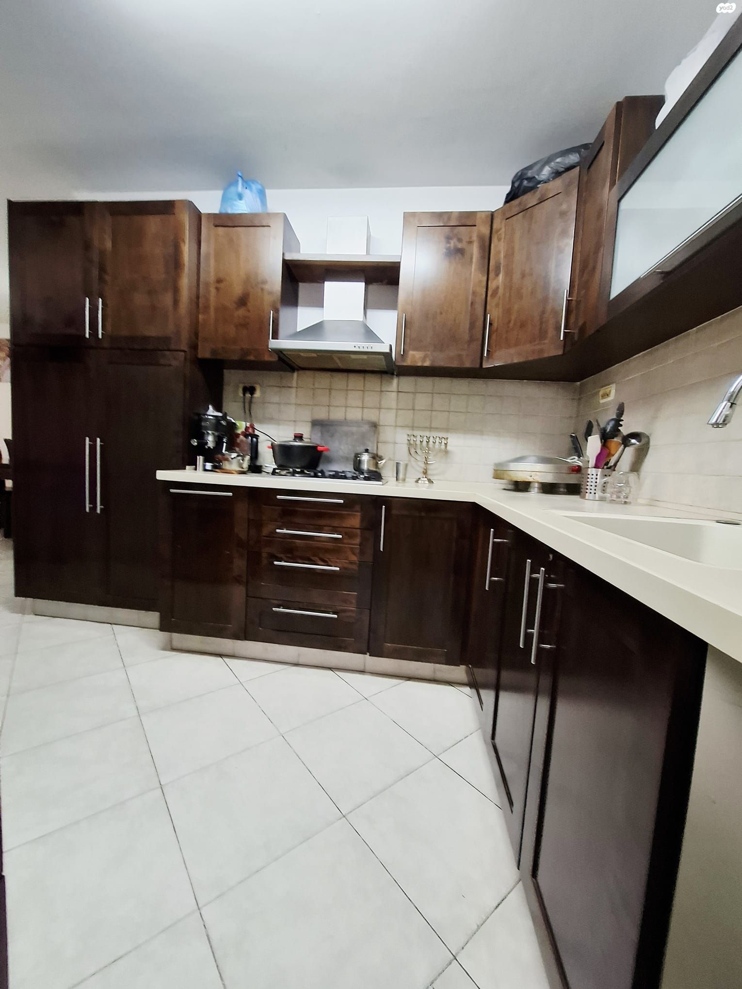 למכירה דירת 4 חדרים בכפר יונה