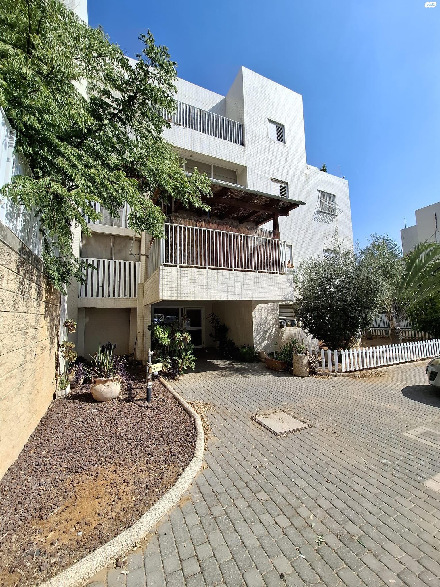 למכירה דירת 4 חדרים בכפר יונה